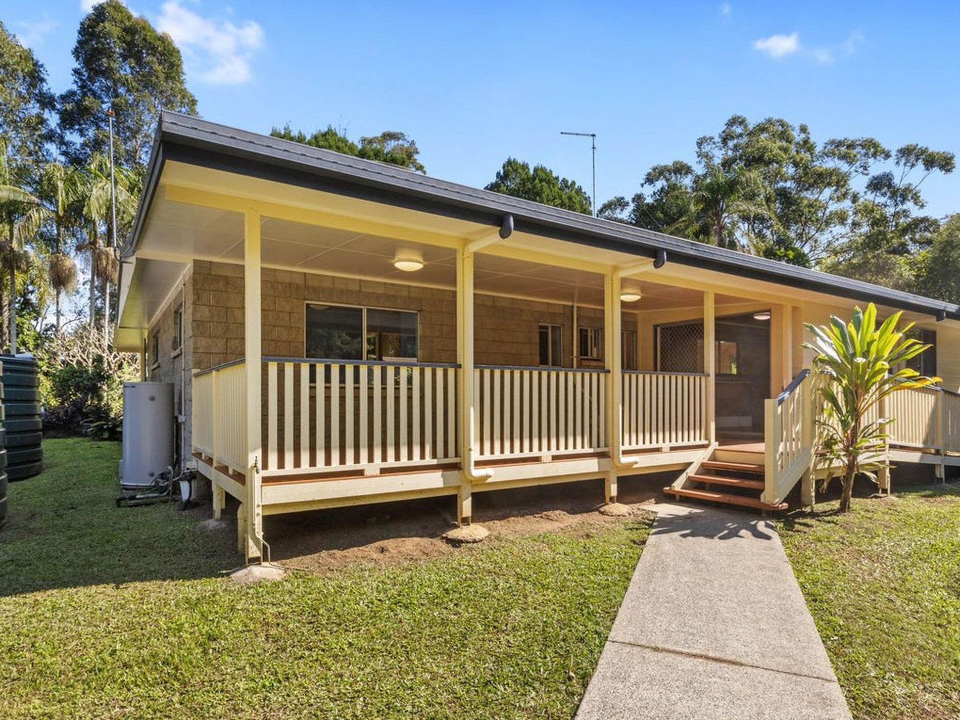 77 Summit Road, Pomona