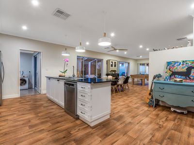 102 Seaside Avenue, Yanchep