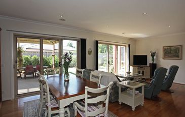 59 Fieldstone Blvd, Beaconsfield