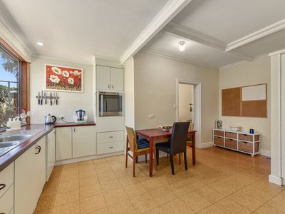 20 Lake Terrace East, Mount Gambier