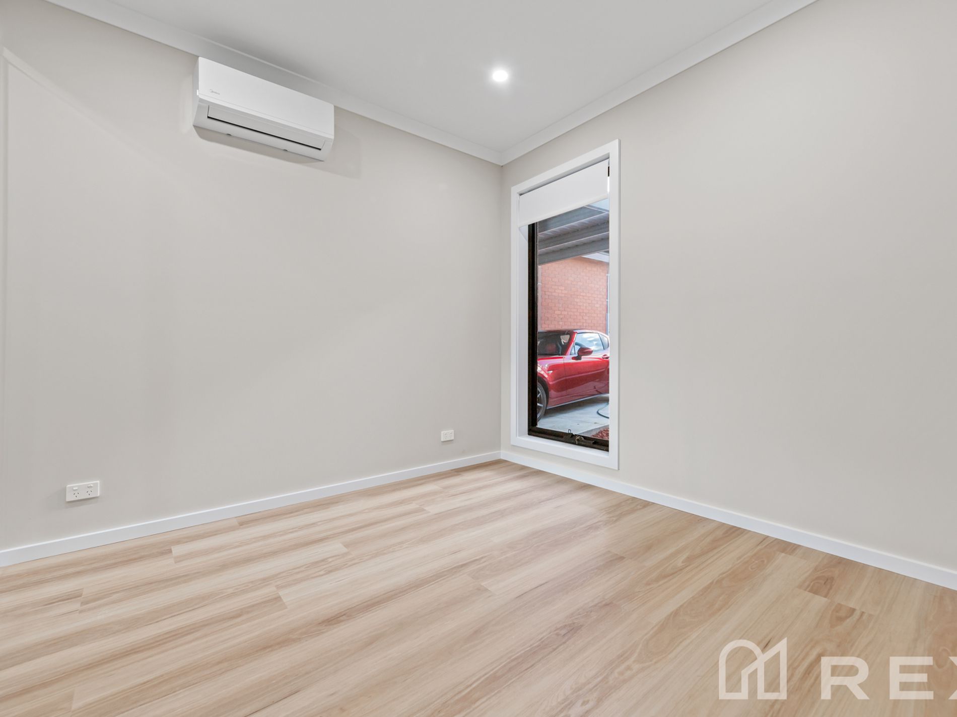 2 / 8 Landhill Court, Hallam