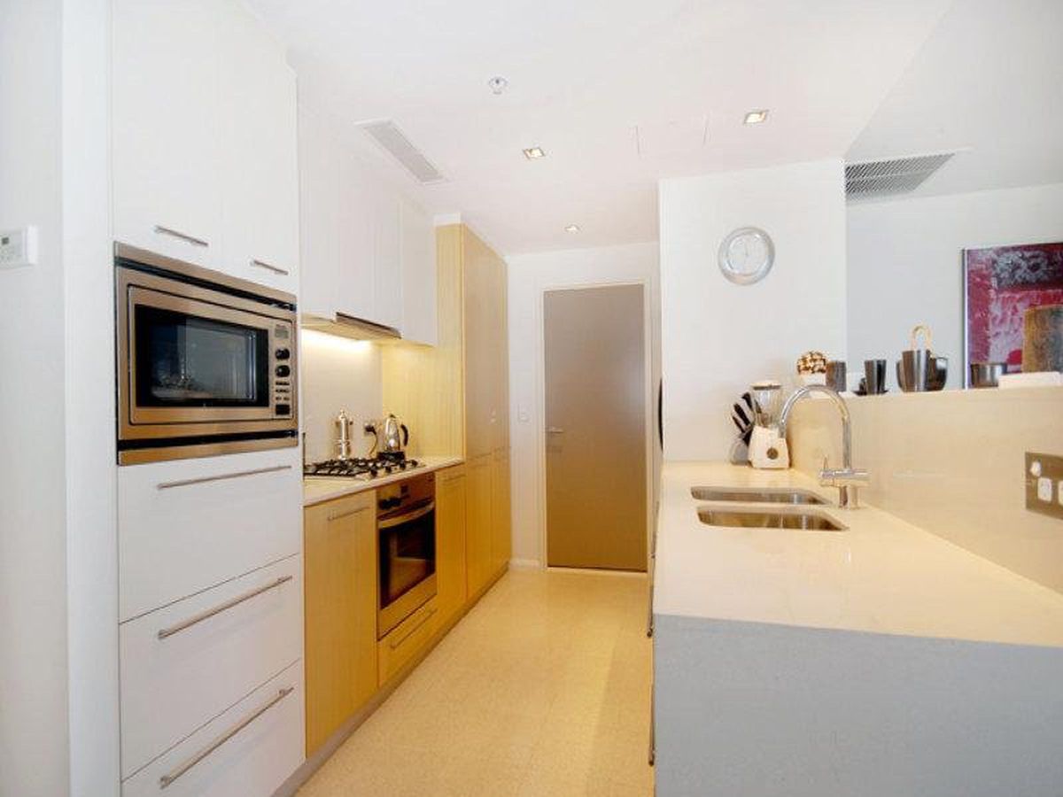 N1301 / 23 Shelley St, Sydney