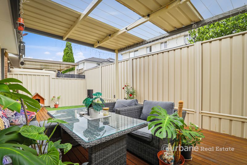 6 Banyan Glade, Schofields