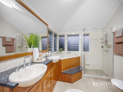 6 Eyre Street (Access via Leichhardt & Denham Streets), North Ward