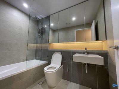 708 / 5B GLYCERIA LANE, Tallawong