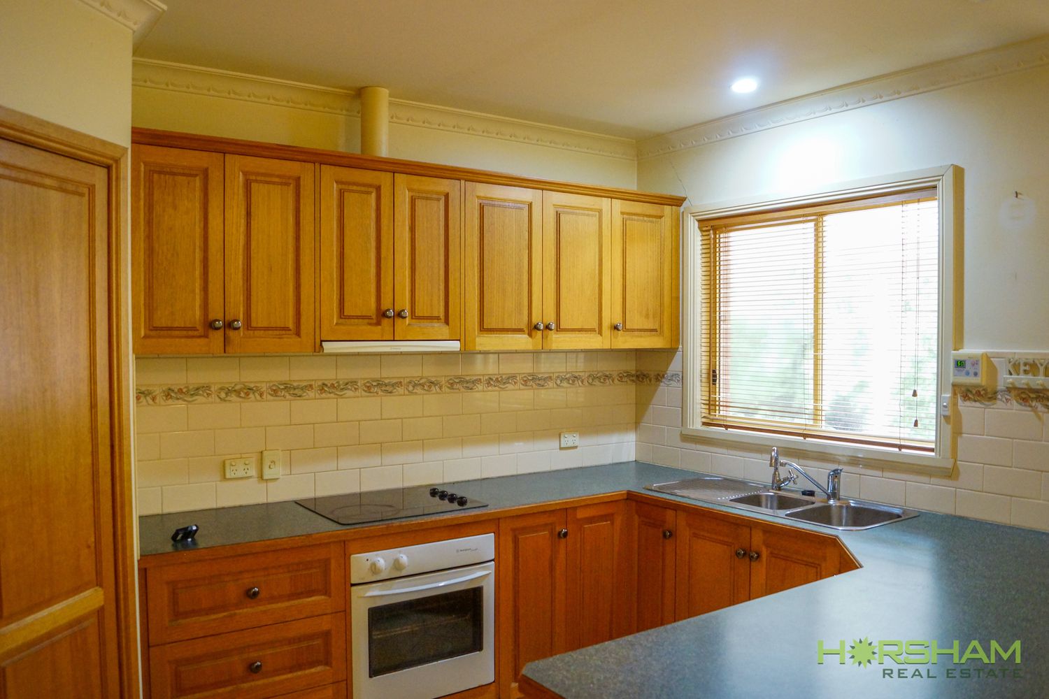 6 Royal Court, Horsham