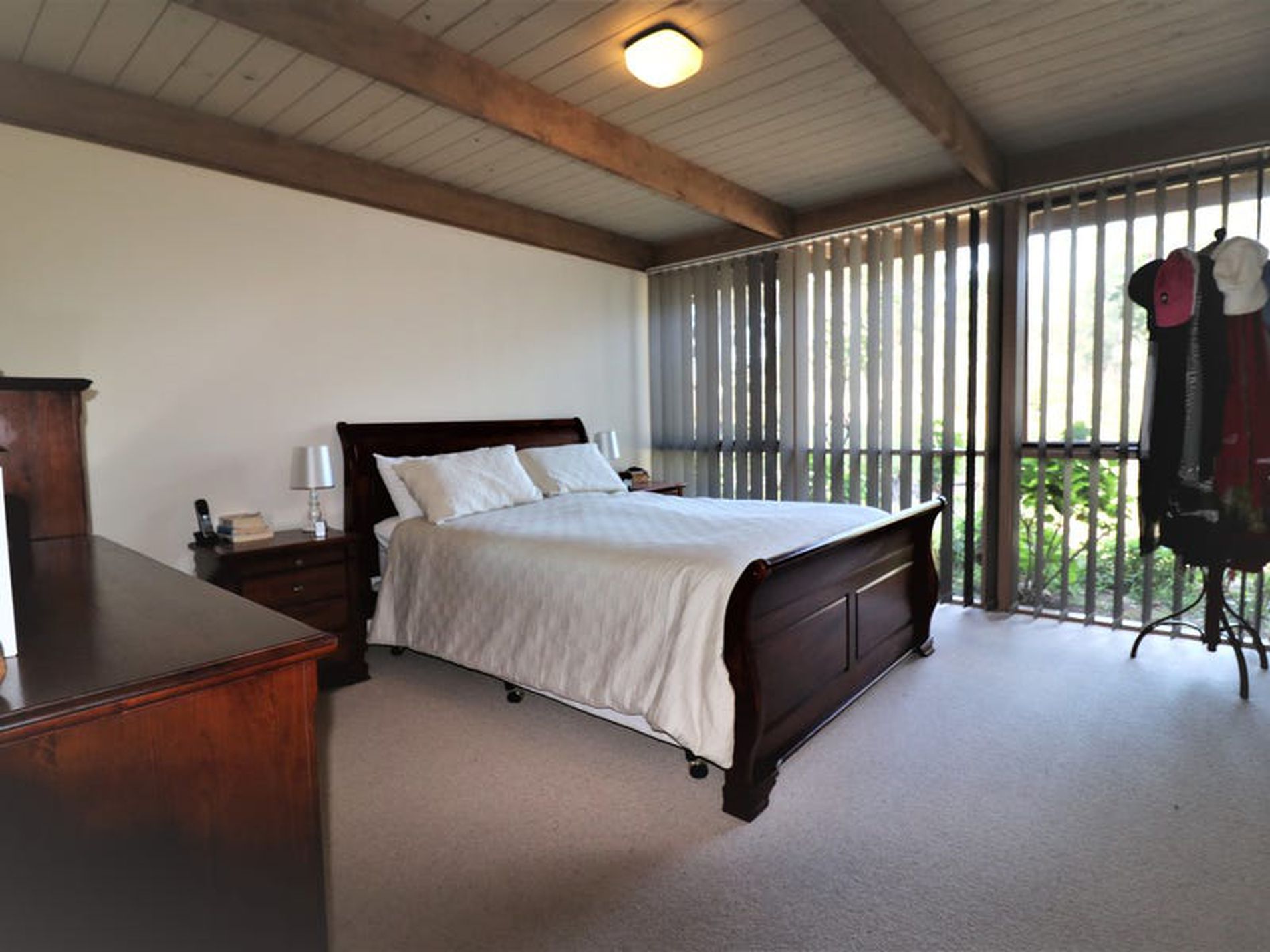 600 Telegraph Rd, Seymour