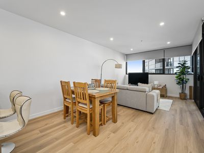 509 / 104 Easty Street, Phillip