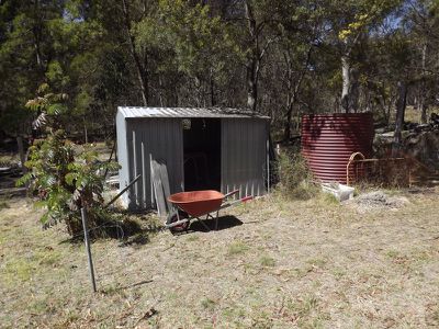 911 Tablelands Road, Red Range