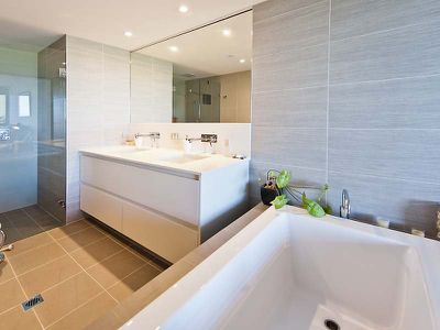 302 / 21 Bow River Cres. , Burswood