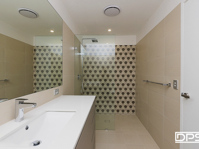 5 / 8 Hawksburn Road, Rivervale