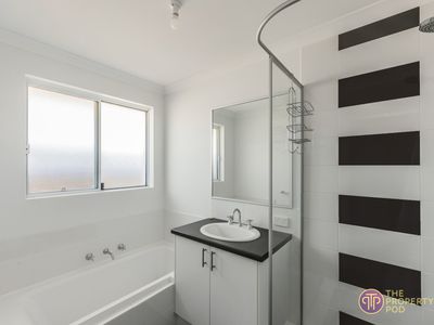 44 Ryhill Crescent, Wellard