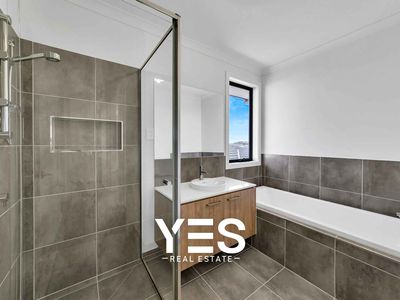 26 Fremont Street, Clyde