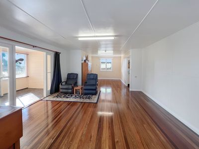 12 SECOND AVENUE, Atherton