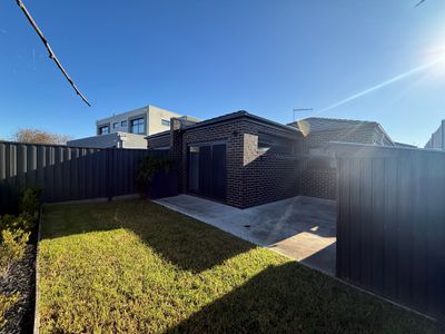 35A Hindmarsh Drive, Manor Lakes