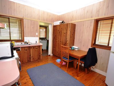24 Lakeside Avenue, Mount Beauty