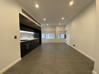 306 / 1B Lawson Square, Redfern