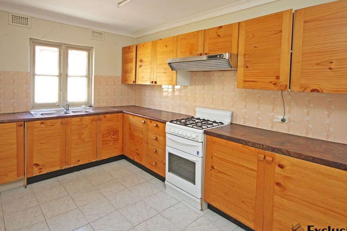 81 Burwood Road, Enfield
