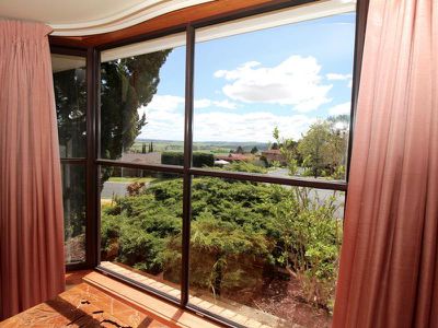 73 Lorimer Street, Llanarth