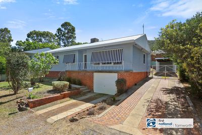 6  Varley Avenue, Tamworth