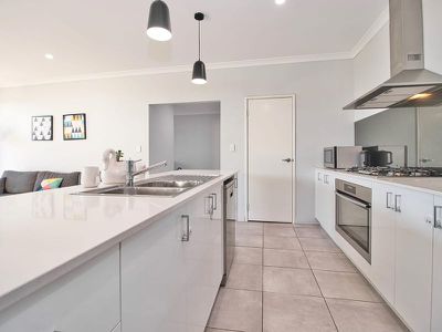 42 Lionel Parade , Baldivis