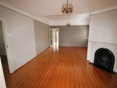 47 The Avenue Avenue, Granville