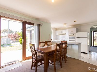 35 Lesley Drive, Hampton Park