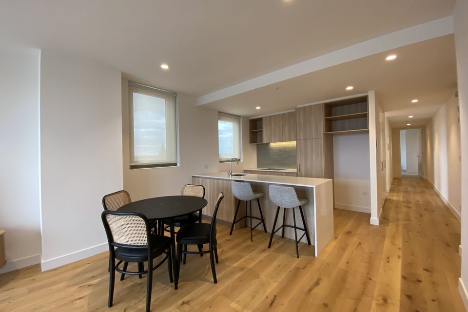 710 / 20 Wardens Walk, Coburg