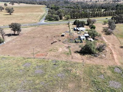 2200B Newell Highway, Tichborne