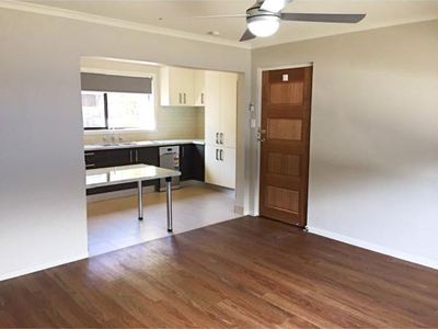 2 / 24 Salisbury Street, Werribee