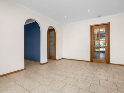 12 Glencairn Way, Parkwood