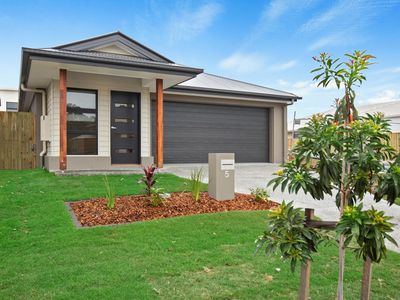 5 Roebuck Street, Coomera