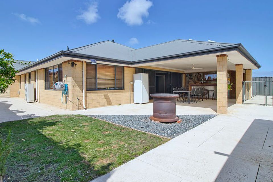 17 Lemon Gum Drive , Baldivis