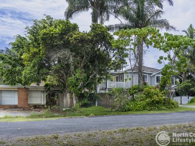 16 Tweed Street, Brunswick Heads