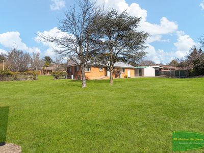 16 Amos Avenue, Blayney