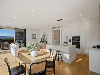 701 / 50 Gipps Street, Wollongong