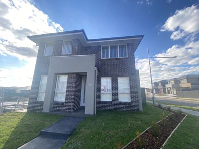 209 Dalmatia Avenue, Edmondson Park