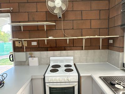 1 (back)  / 20 Muckaninnie Court, Moulden