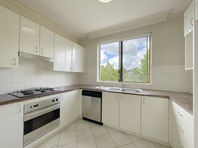 570 / 83-93 Dalmeny Avenue, Rosebery