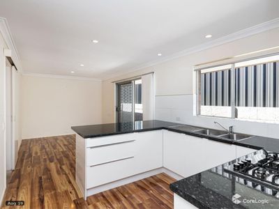 2 Fenton Way, Hillarys