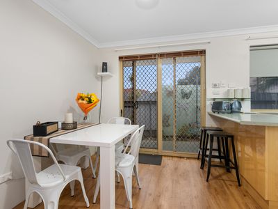 5A Eccles Place, Hannans