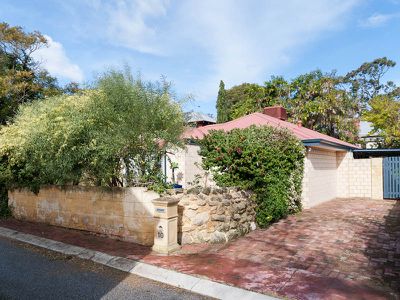 10 Limerick Way, Fremantle