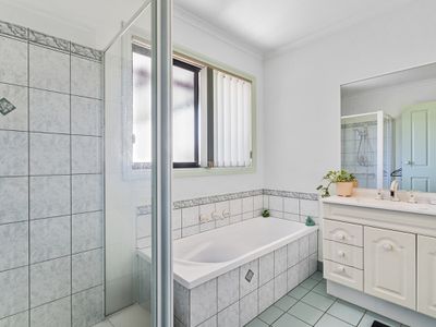 1 / 2 Riley Court, Tocumwal