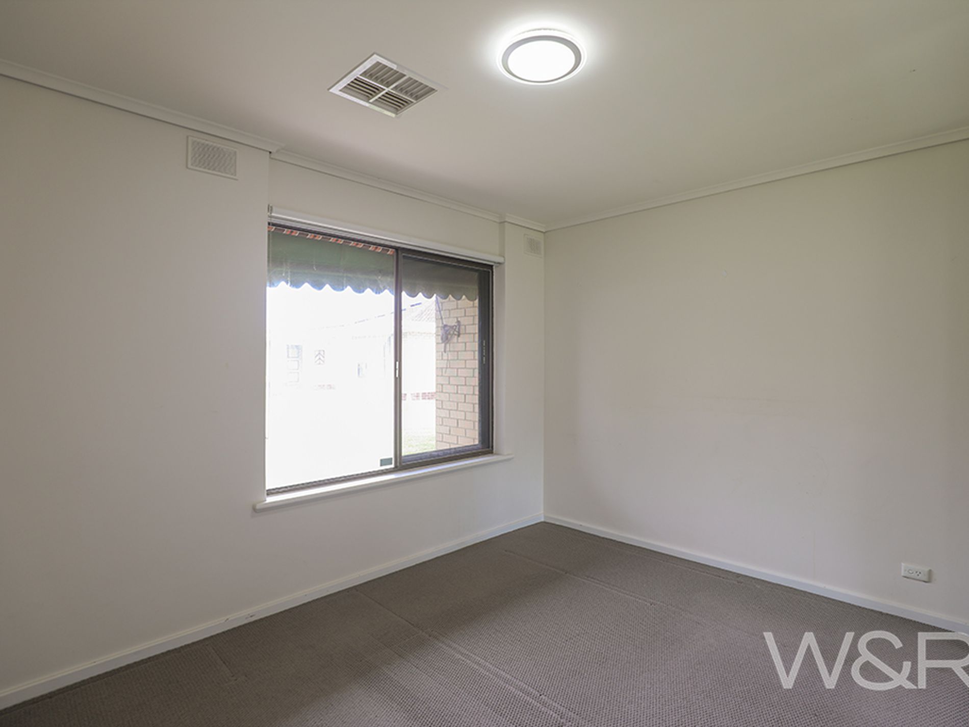 6 / 295 Sir Donald Bradman Drive, Brooklyn Park