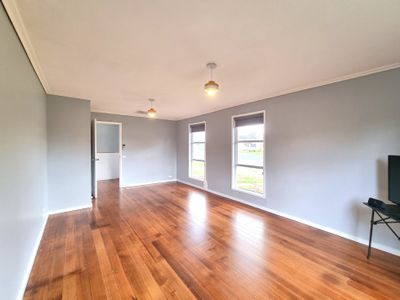 90 Lilac Ave, Kerang
