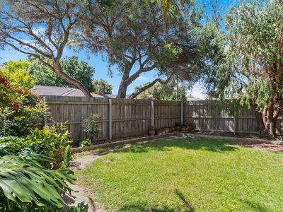 8 Banbury Court, Somerville