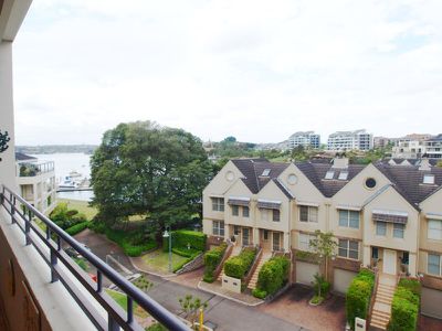 28 / 7 Figtree Avenue, Abbotsford
