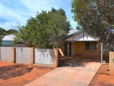 2 / 82 Bourke Street, Piccadilly