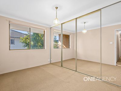 8 / 23 Montague Street, Fairy Meadow