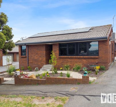 unit 5 / 304 Hobart Road, Youngtown